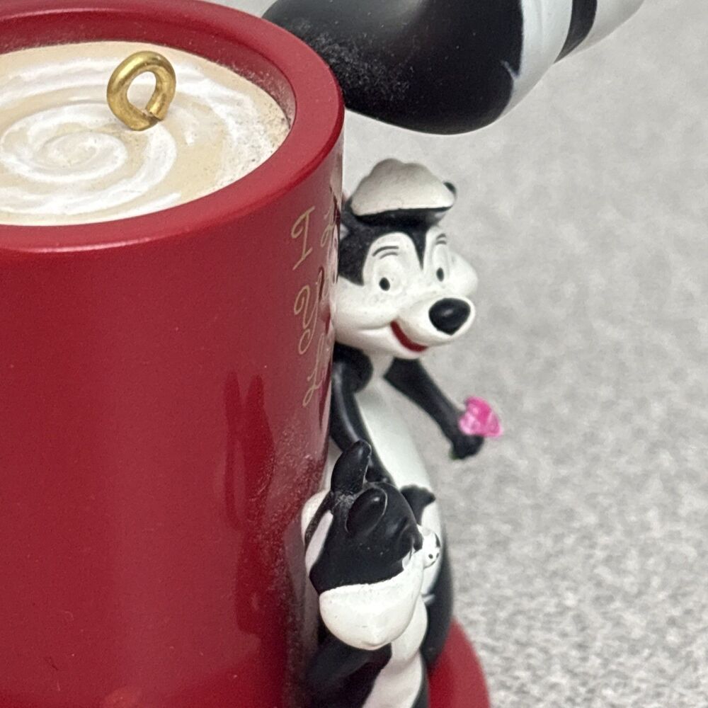 Vintage Hallmark Keepsake Ornament Love You A Latte Pepe Le Pew Looney Tune 2006 - Picture 8 of 10